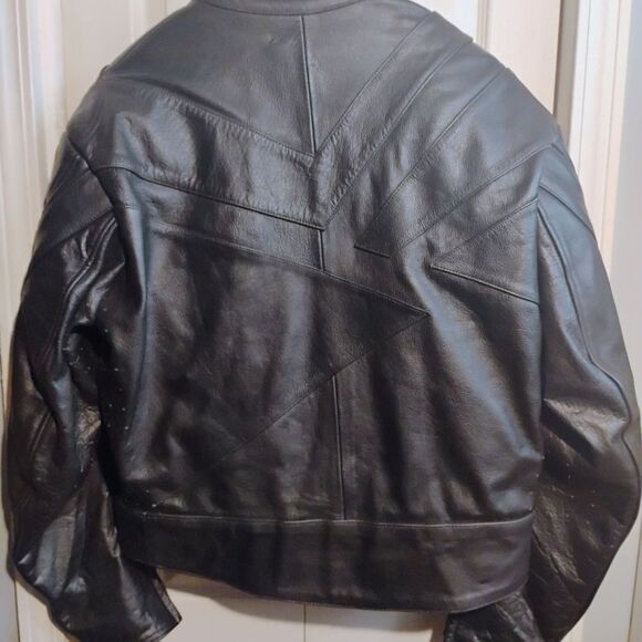 Men's Black Leather Jacket - Picture 16 of 16